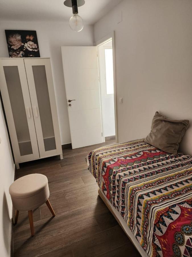 Anna'S Apartments Alicante Luaran gambar